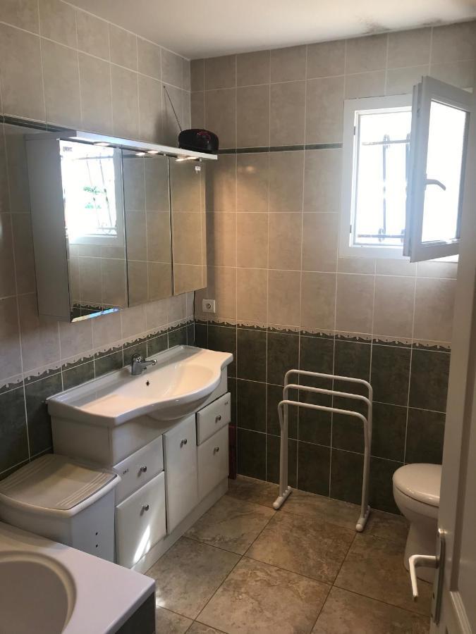 Chambre 3 Beziers Villeneuve Bagian luar foto