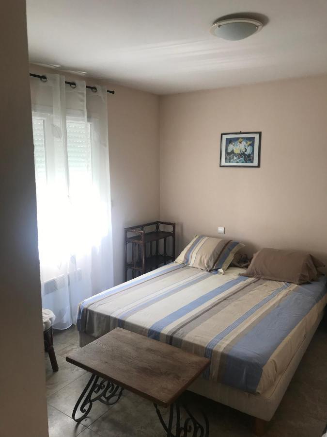 Chambre 3 Beziers Villeneuve Bagian luar foto