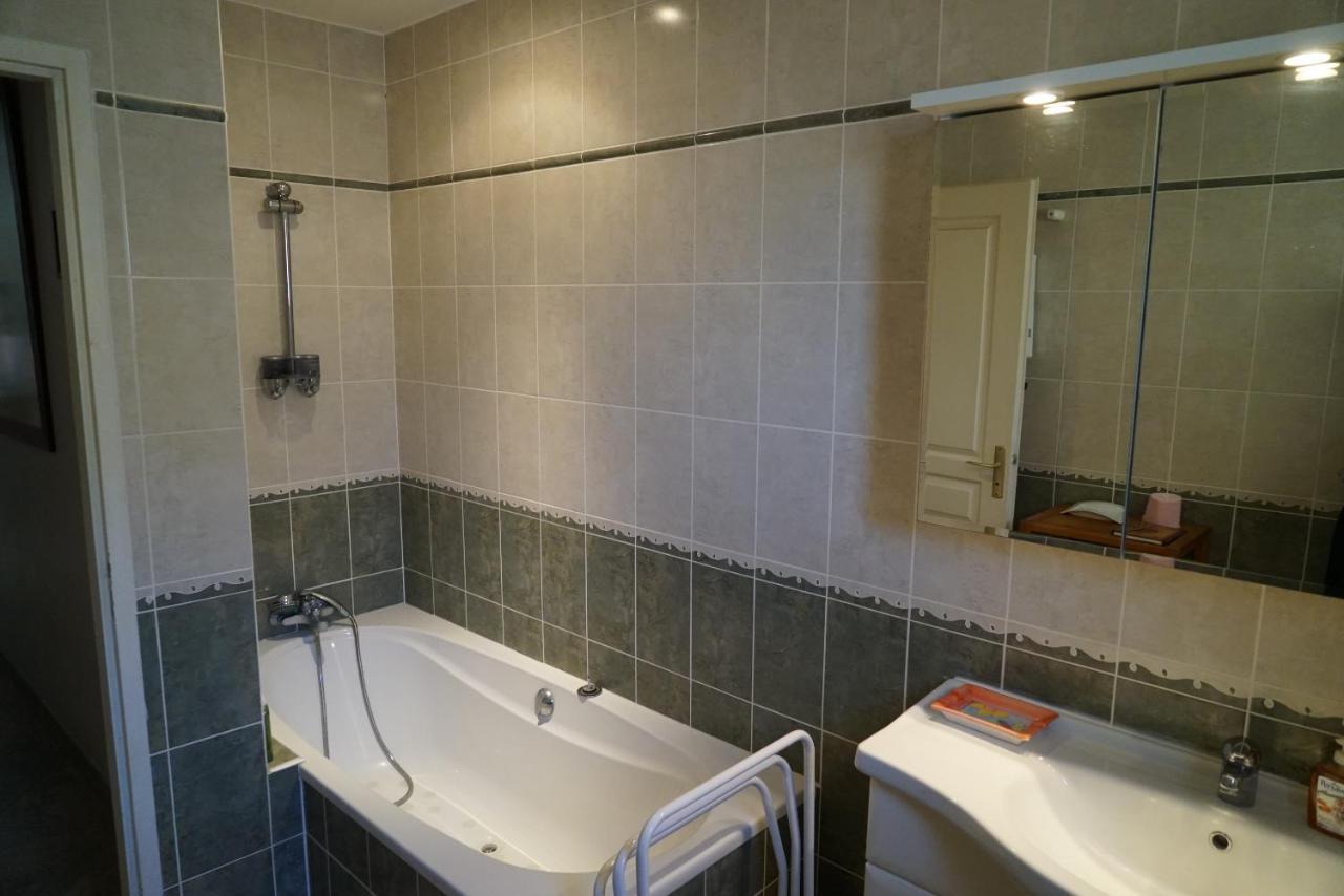 Chambre 3 Beziers Villeneuve Bagian luar foto